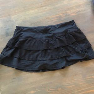 VINTAGE* LULULEMON RUNNING TENNIS SKIRT!! SIZE 6